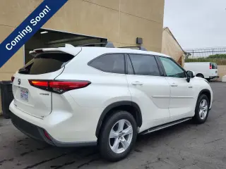 Toyota Highlander Hybrid 2021 LE 4dr SUV
