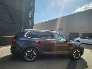 Kia Telluride 2023 S 4dr SUV