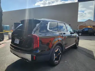 Kia Telluride 2023 S 4dr SUV