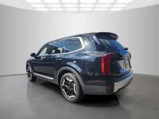 Kia Telluride 2023 S 4dr SUV
