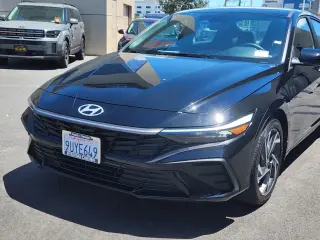 Hyundai ELANTRA 2025 SEL Sport 4dr Sedan