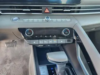 Hyundai ELANTRA 2025 SEL Convenience 4dr Sedan