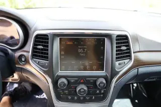 Jeep Grand Cherokee 2016 4x4 Overland 4dr SUV
