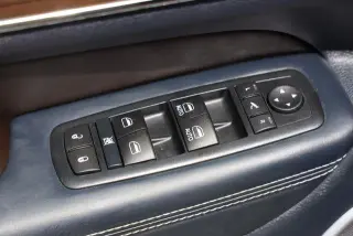 Jeep Grand Cherokee 2016 4x4 Overland 4dr SUV