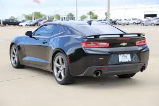 Chevrolet Camaro 2017 SS 2dr Coupe w/2SS
