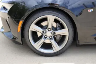 Chevrolet Camaro 2017 SS 2dr Coupe w/2SS