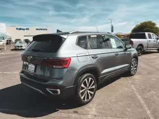 Volkswagen Taos 2022 SE 4dr SUV