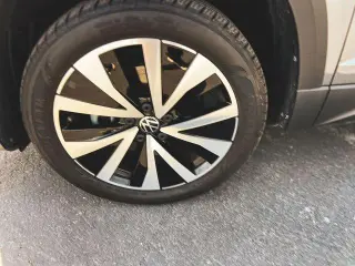Volkswagen Taos 2022 SE 4dr SUV