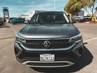 Volkswagen Taos 2022 SE 4dr SUV