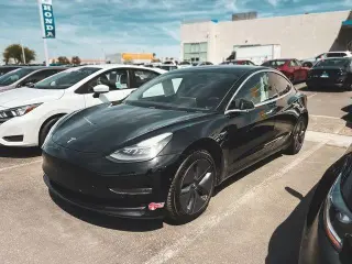 Tesla Model 3 2018 Long Range 4dr Fastback