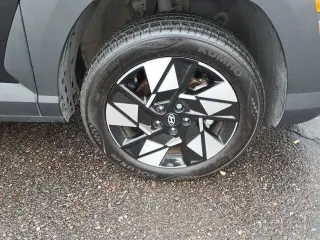 Hyundai KONA 2024 AWD SEL 4dr Crossover