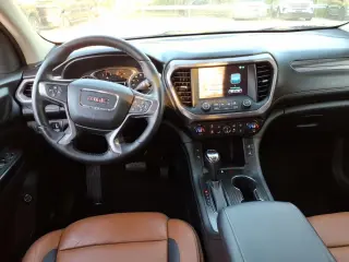 GMC Acadia 2017 4x4 SLT-1 4dr SUV