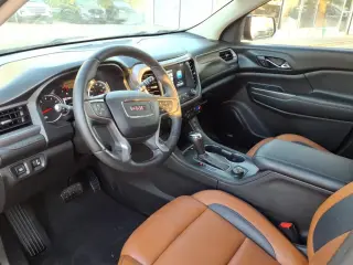 GMC Acadia 2017 4x4 SLT-1 4dr SUV