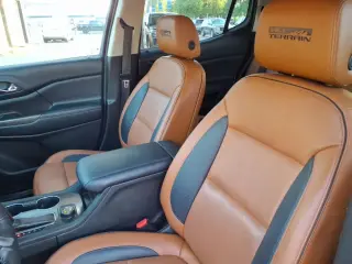 GMC Acadia 2017 4x4 SLT-1 4dr SUV
