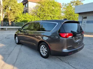 Chrysler Voyager 2023 LX 4dr Mini-Van