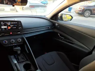 Hyundai ELANTRA 2025 SE 4dr Sedan