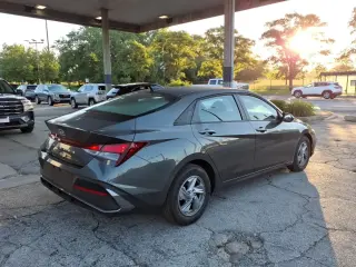 Hyundai ELANTRA 2025 SE 4dr Sedan
