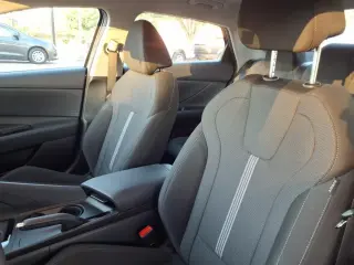 Hyundai ELANTRA 2025 SE 4dr Sedan