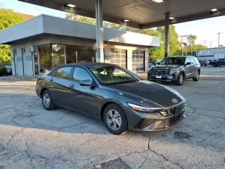 Hyundai ELANTRA 2025 SE 4dr Sedan