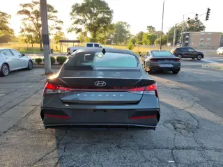 Hyundai ELANTRA 2025 SE 4dr Sedan