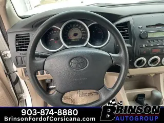 Toyota Tacoma 2006 PreRunner V6 4dr Double Cab (4L V6 5A)