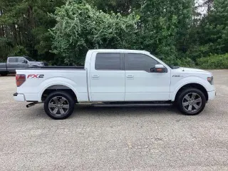Ford F-150 2014 4x2 Lariat 4dr SuperCrew Styleside 6.5 ft. SB