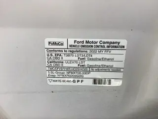 Ford F-150 2022 4x4 XL 4dr SuperCrew 5.5 ft. SB