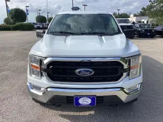 Ford F-150 2022 4x4 XL 4dr SuperCrew 5.5 ft. SB