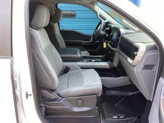 Ford F-150 2022 4x4 XL 4dr SuperCrew 5.5 ft. SB