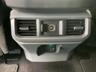 Ford F-150 2022 4x4 XL 4dr SuperCrew 5.5 ft. SB