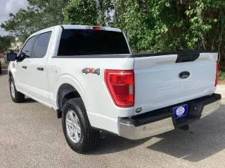 Ford F-150 2022 4x4 XL 4dr SuperCrew 5.5 ft. SB