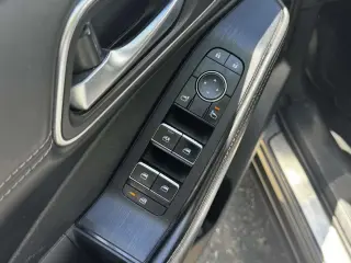 Nissan Rogue 2021 AWD Platinum 4dr Crossover