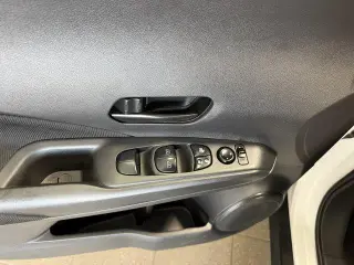Nissan Kicks 2021 S 4dr Crossover