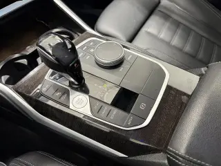 BMW 3 Series 2019 330i 4dr Sedan