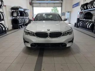 BMW 3 Series 2019 330i 4dr Sedan