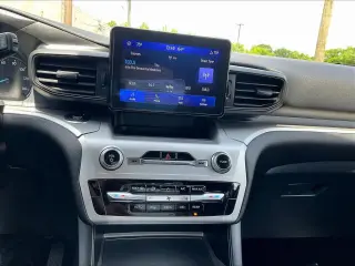 Ford Explorer 2022 AWD XLT 4dr SUV