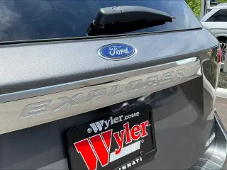Ford Explorer 2022 AWD XLT 4dr SUV