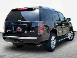 GMC Yukon 2013 AWD Denali 4dr SUV