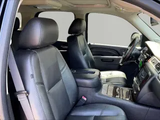 GMC Yukon 2013 AWD Denali 4dr SUV