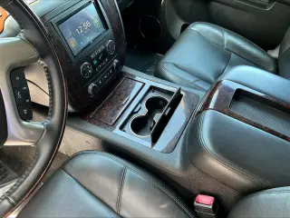 GMC Yukon 2013 AWD Denali 4dr SUV