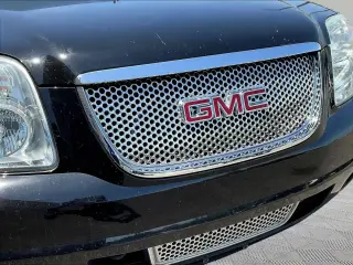 GMC Yukon 2013 AWD Denali 4dr SUV