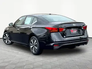 Nissan Altima 2022 2.5 SV 4dr Sedan