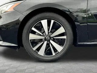 Nissan Altima 2022 2.5 SV 4dr Sedan