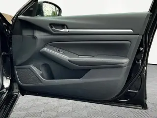 Nissan Altima 2022 2.5 SV 4dr Sedan