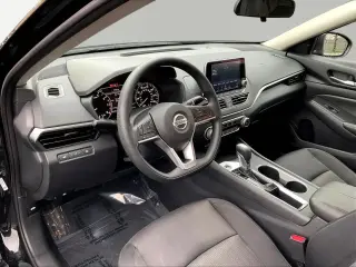 Nissan Altima 2022 2.5 SV 4dr Sedan