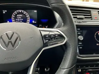 Volkswagen Tiguan 2022 SE R-Line Black 4dr SUV