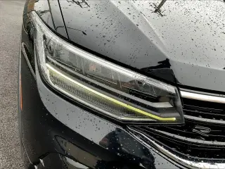 Volkswagen Tiguan 2022 SE R-Line Black 4dr SUV