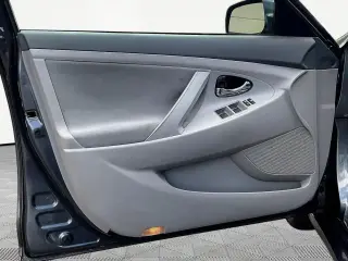 Toyota Camry 2010 LE 4dr Sedan 6M
