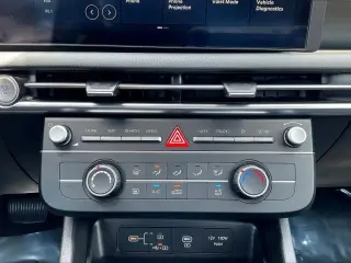 Hyundai TUCSON 2025 SE 4dr SUV