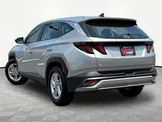 Hyundai TUCSON 2025 SE 4dr SUV